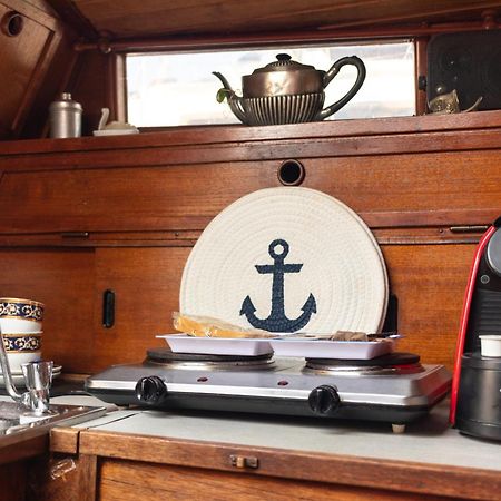 Quo Vadis Yacht 호텔 바리 외부 사진