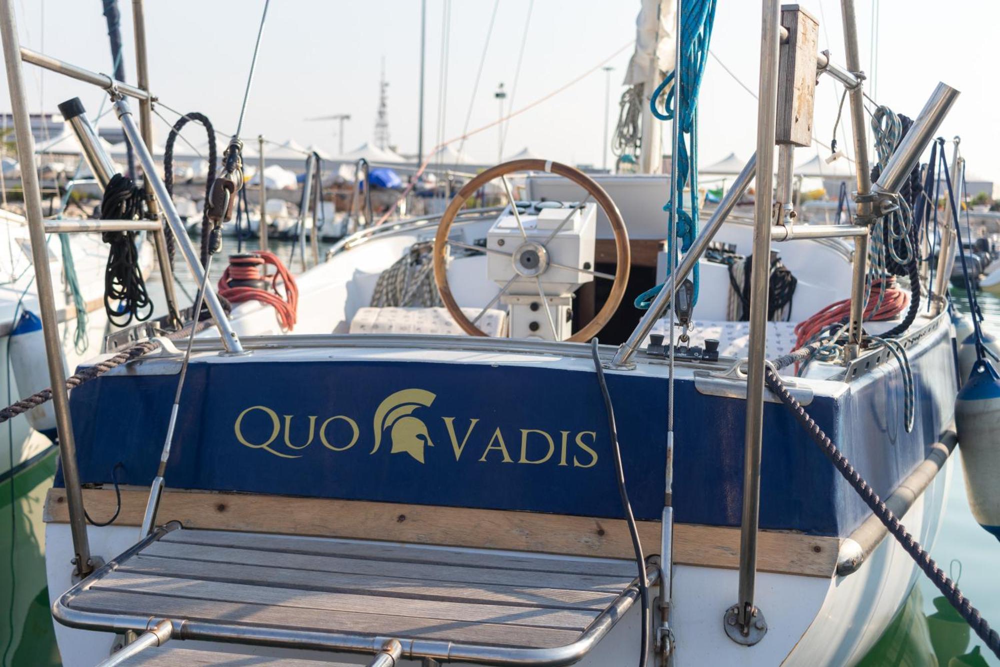 Quo Vadis Yacht 호텔 바리 외부 사진