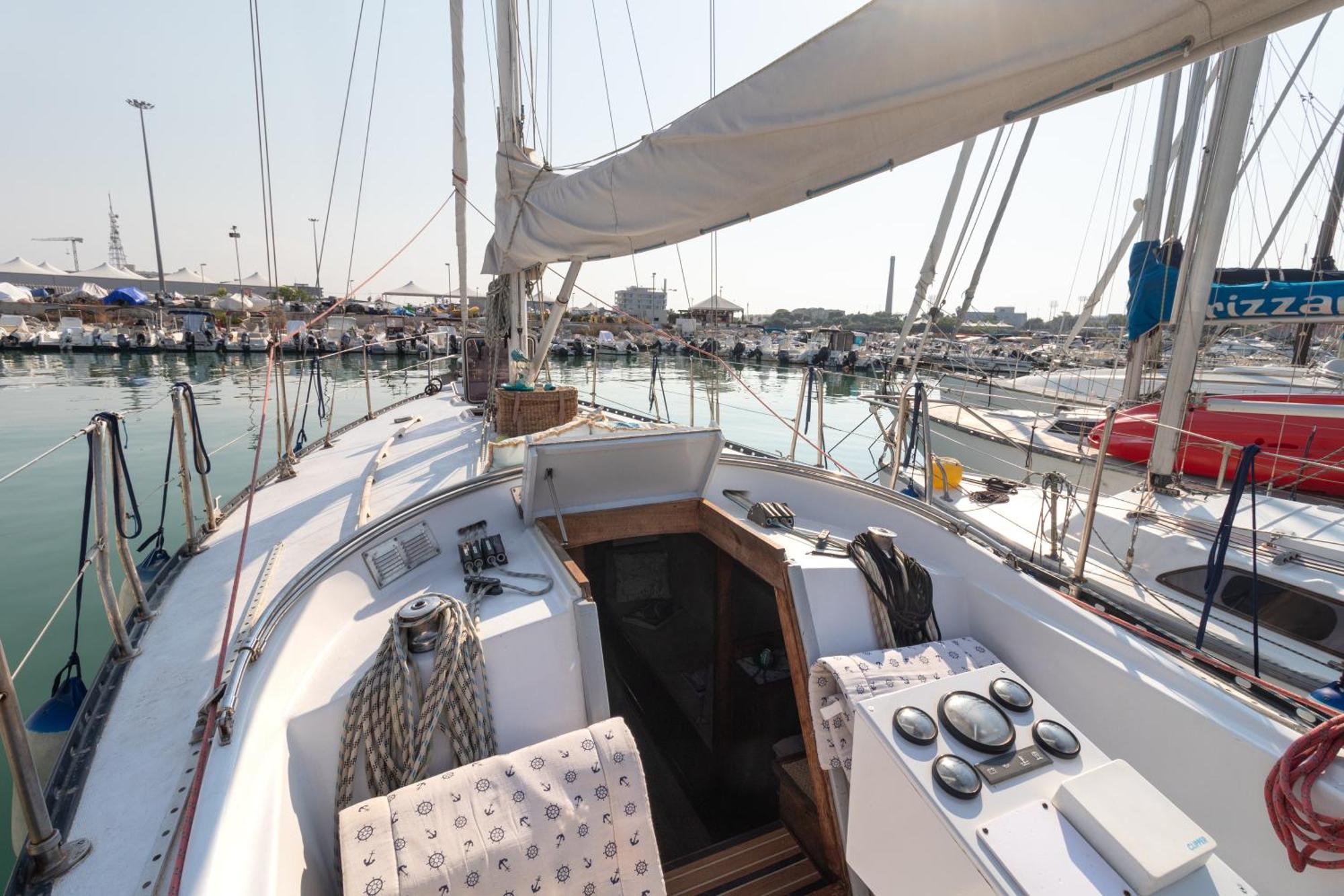 Quo Vadis Yacht 호텔 바리 외부 사진