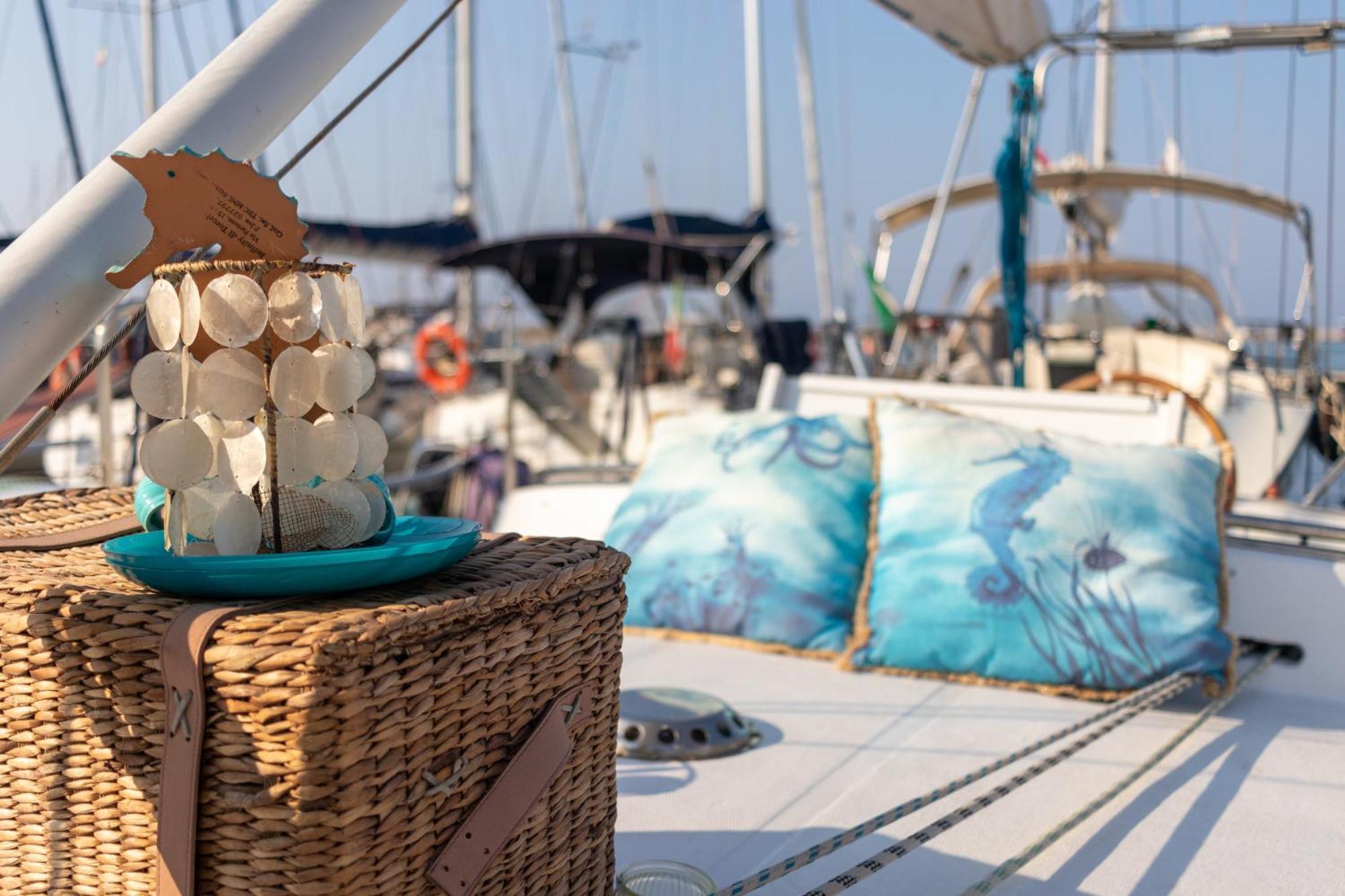 Quo Vadis Yacht 호텔 바리 외부 사진